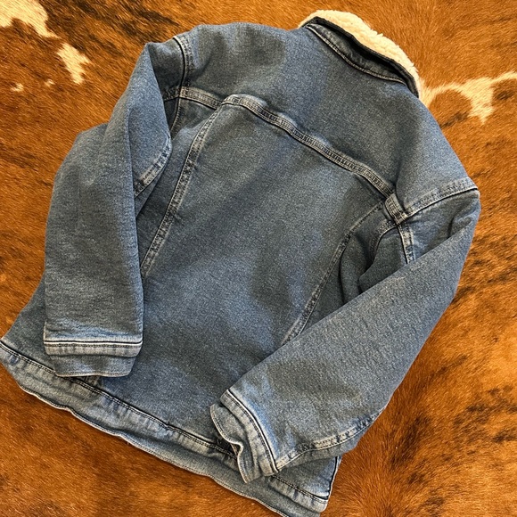 jean jacket - Picture 3 of 3